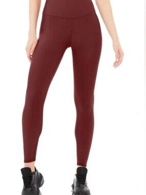 Alo 7/8 High-Waist Airlift Legging in Cranberry